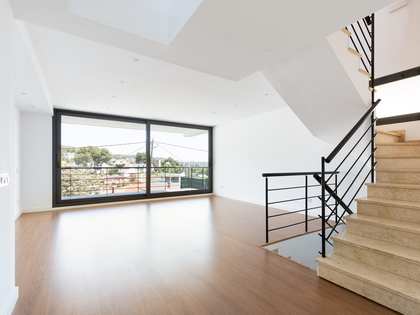 Maison / villa de 256m² a vendre à Montemar, Barcelona