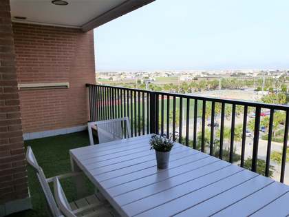 Apartmento de 83m&sup2; with 10m&sup2; terra&ccedil;o em aluguer em Patacona / Alboraya