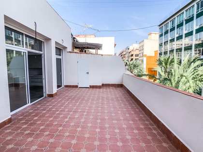 170m² penthouse with 90m² terrace for sale in Alicante ciudad