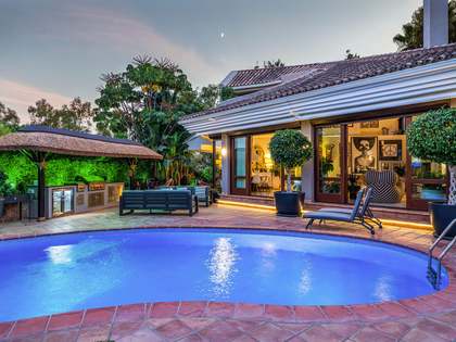 Дом / вилла 370m² на продажу в Quinta, Costa del Sol