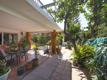 Huis / villa van 312m² te koop in East Málaga, Malaga