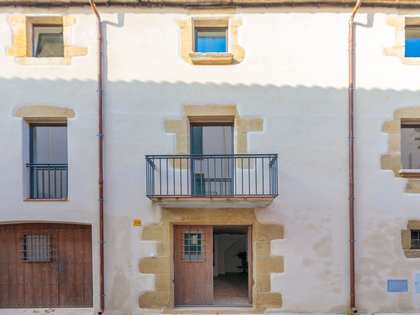 Casa / vila de 411m² à venda em Baix Emporda, Girona