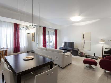 Appartamento di 196m² in vendita a Gran Vía, Valencia