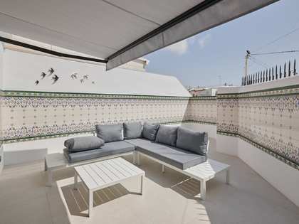 75m² penthouse with 35m² terrace for rent in Gran Vía