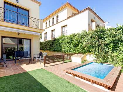 192m² house / villa with 18m² terrace for sale in Vallpineda