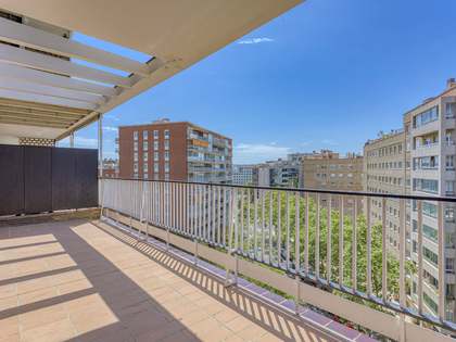 184m² apartment with 14m² terrace for sale in Tres Torres