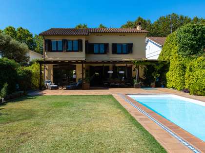Casa / villa de 522m² en venta en Argentona, Barcelona