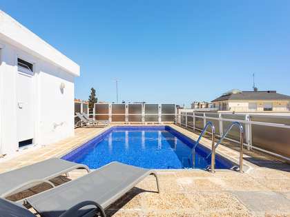 184m² penthouse with 20m² terrace for sale in Tres Torres
