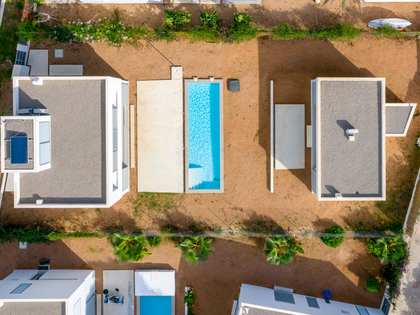 Huis / villa van 290m² te koop in Santa Eulalia, Ibiza