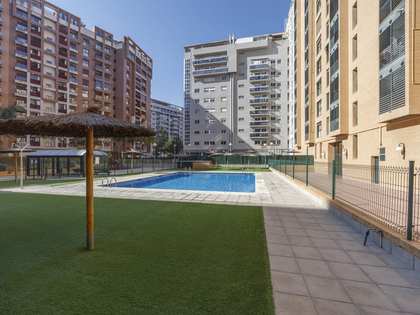133m² apartment with 8m² terrace for rent in Ciudad de las Ciencias