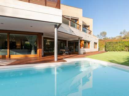 500m² house / villa for rent in Sant Cugat, Barcelona