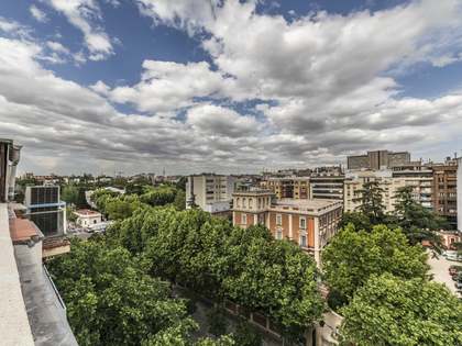 Attico di 264m&sup2; con 35m&sup2; terrazza in vendita a Castellana