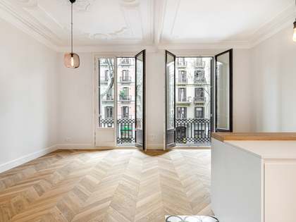 60m² apartment for sale in Eixample Right, Barcelona
