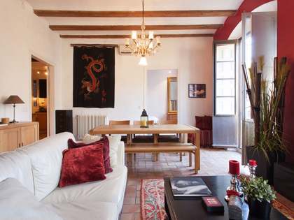 98m&sup2; Apartment for sale in El Born, Barcelona