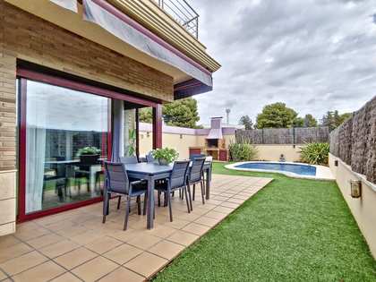 Maison / villa de 290m² a vendre à Vilanova i la Geltrú avec 186m² de jardin