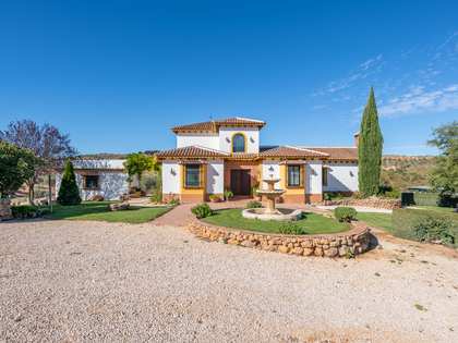 Casa rural de 370m² en venta en Axarquia, Málaga