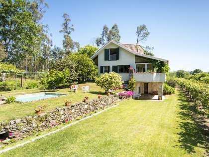 Casa / villa de 252m² en venta en Pontevedra, Galicia
