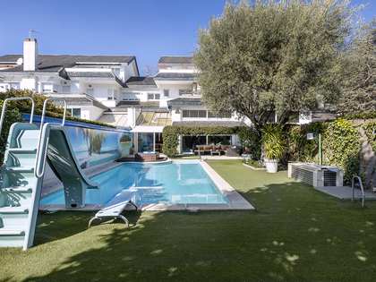 670m² house / villa with 446m² garden for sale in Pedralbes