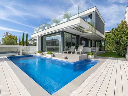 Дом / вилла 500m² на продажу в Boadilla Monte, Мадрид
