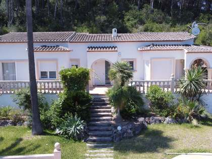 Huis / villa van 195m² te koop in Jávea, Costa Blanca