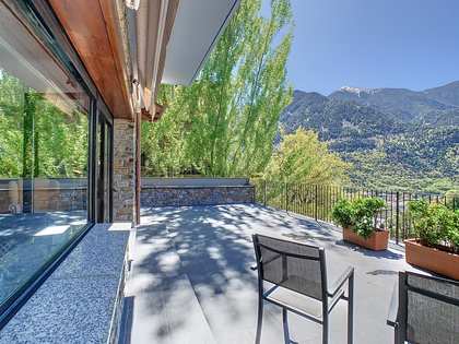 Villa van 556m² te huur in Escaldes, Andorra
