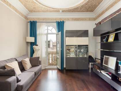 85m² penthouse for sale in Eixample Right, Barcelona