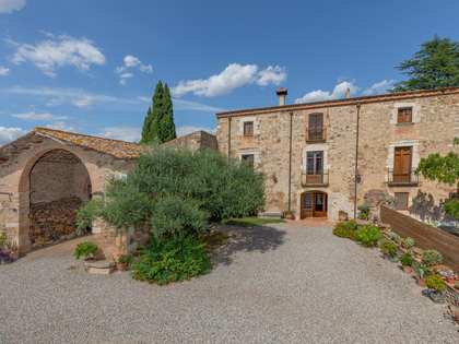 Negoci hoteler rural en venda prop de Girona