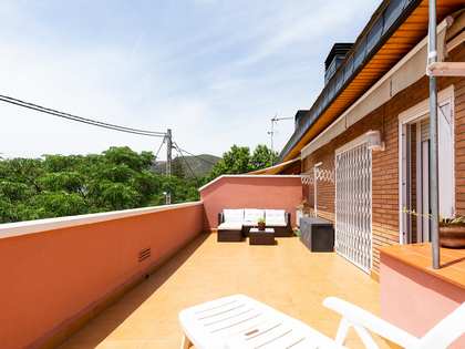 Casa / vila de 223m² à venda em Montemar, Barcelona