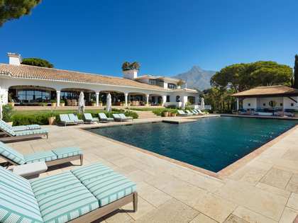 2,001m² house / villa with 742m² terrace for sale in Golden Mile