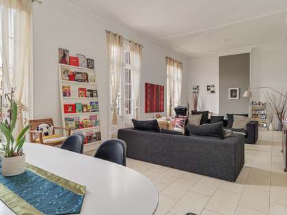 178m² lägenhet med 6m² terrass till salu i Gotiska Kvarteren