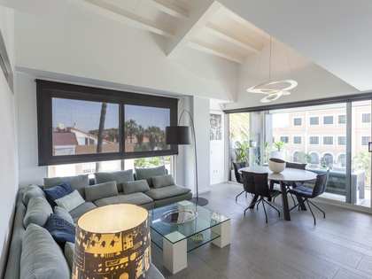 153m² apartment with 10m² terrace for sale in Playa de la Malvarrosa