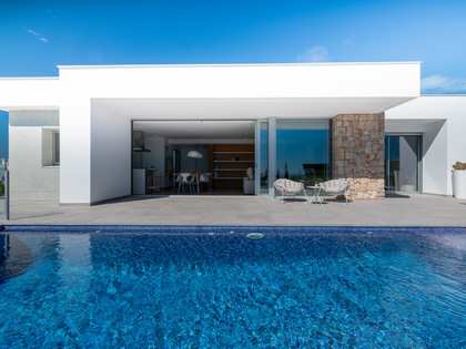 328m² house / villa for sale in Cumbre del Sol