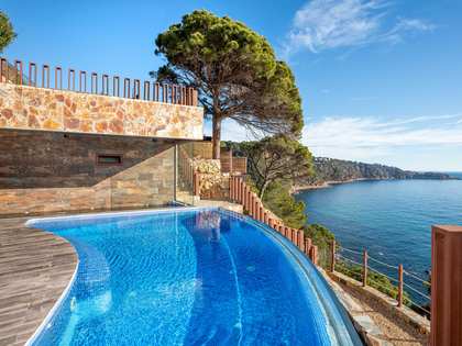 469m² house / villa for prime sale in Sant Feliu