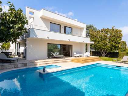 Casa / villa de 330m² en venta en El Masnou, Barcelona
