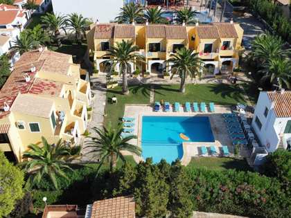 876m² hotel with 1,625m² garden for sale in Ciutadella