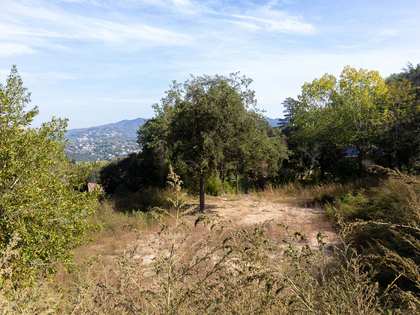 Terrain à bâtir de 2,700m² a vendre à Vallromanes avec 2,700m² de jardin