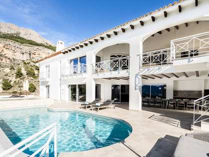 Maison / villa de 800m² a vendre à Altea Town, Costa Blanca