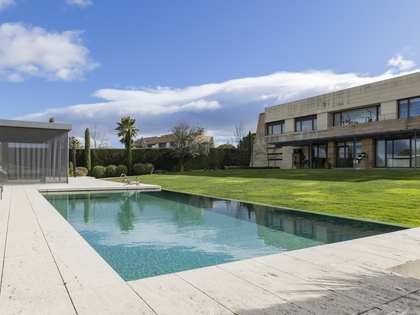 Huis / villa van 835m² te koop in Pozuelo, Madrid