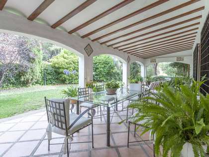 Villa van 406m² te huur in Godella / Rocafort, Valencia