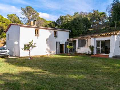 Casa di campagna di 229m² in vendita a Vallromanes