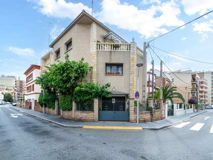 Maison / villa de 219m² a vendre à Tarragona Ville