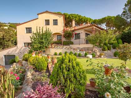 Huis / villa van 237m² te koop in Santa Cristina
