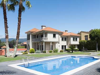 617m² house / villa for sale in Pontevedra, Galicia