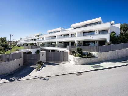 128m² apartment with 38m² terrace for sale in Nueva Andalucía