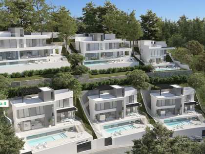 658m² house / villa with 158m² terrace for sale in East Málaga