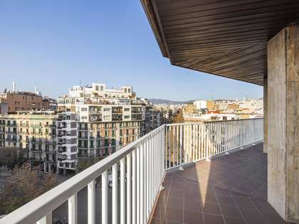 piso de 140m² con 20m² terraza en venta en Eixample Derecho