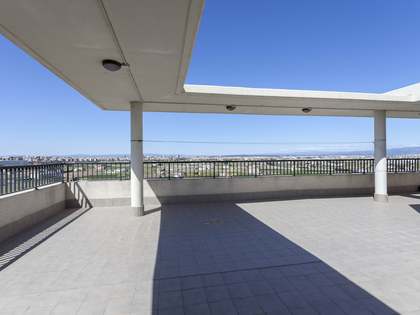147m² penthouse with 100m² terrace for sale in Patacona / Alboraya