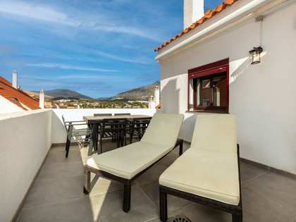 85m² takvåning med 35m² terrass till salu i Nueva Andalucia