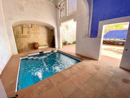 Villa van 622m² te koop met 48m² terras in Ciutadella