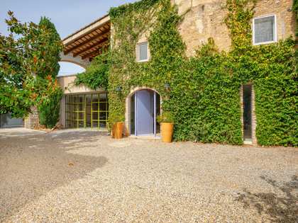 Casa di campagna di 724m² in vendita a Alt Empordà, Girona